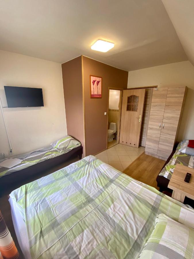 Osrodek Wczasowo-Kolonijny Gron Bed & Breakfast Bialy Dunajec Bagian luar foto