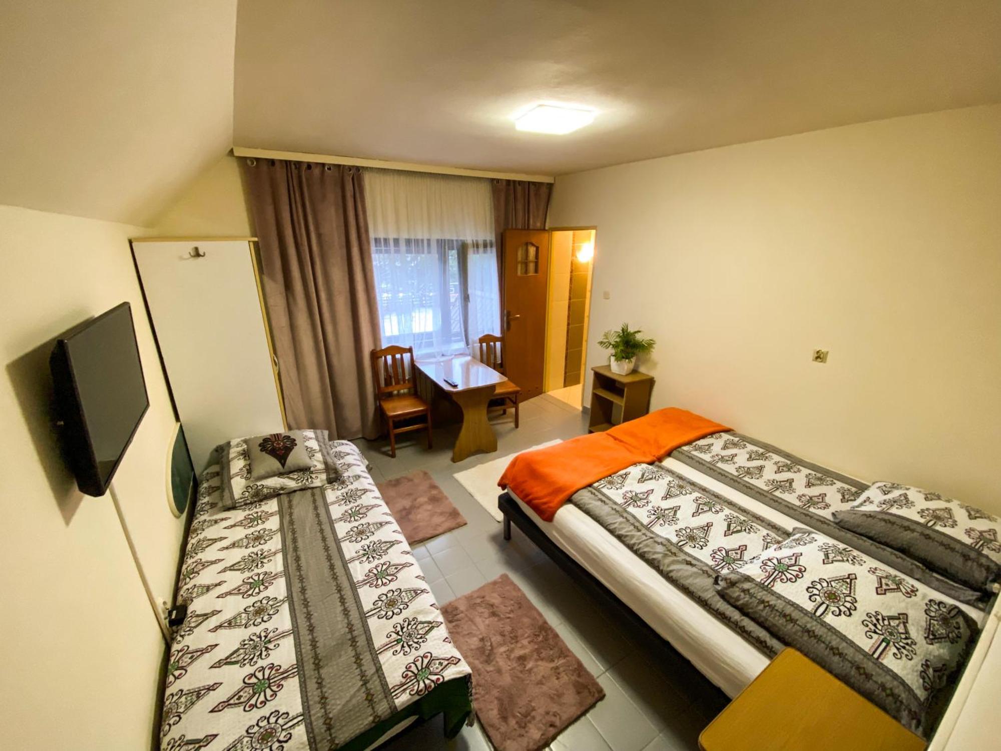 Osrodek Wczasowo-Kolonijny Gron Bed & Breakfast Bialy Dunajec Bagian luar foto
