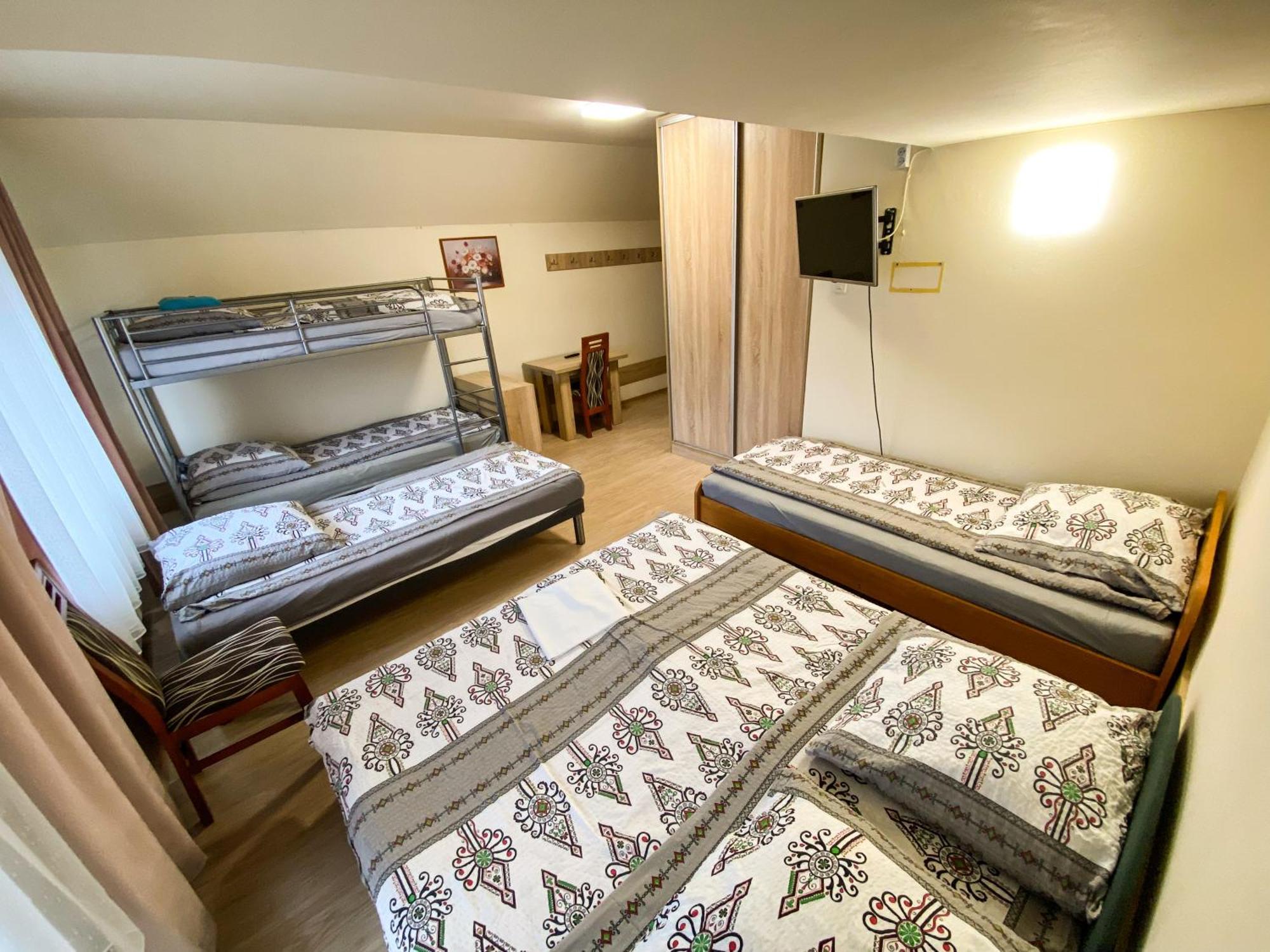 Osrodek Wczasowo-Kolonijny Gron Bed & Breakfast Bialy Dunajec Bagian luar foto